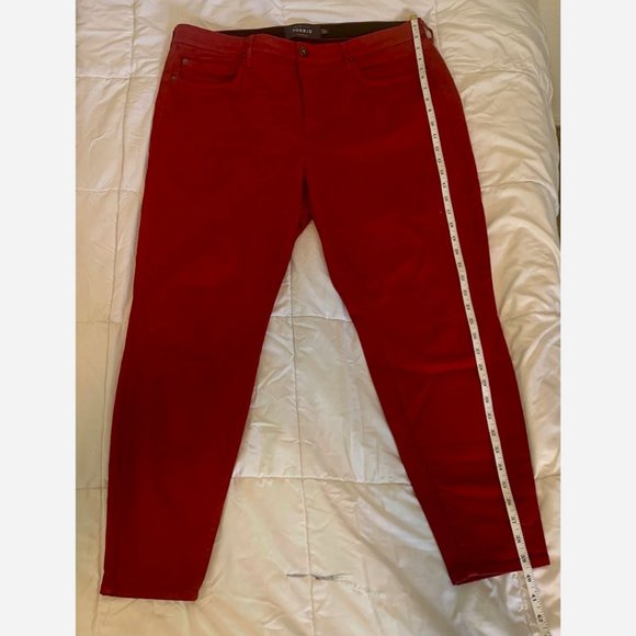 Torrid 20R Plus Sky High Skinny Jean - Red - Picture 1 of 4